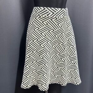 NWT Papermoon Stitch Fix Black & Cream Bailey Printed & Textured Swing Skirt